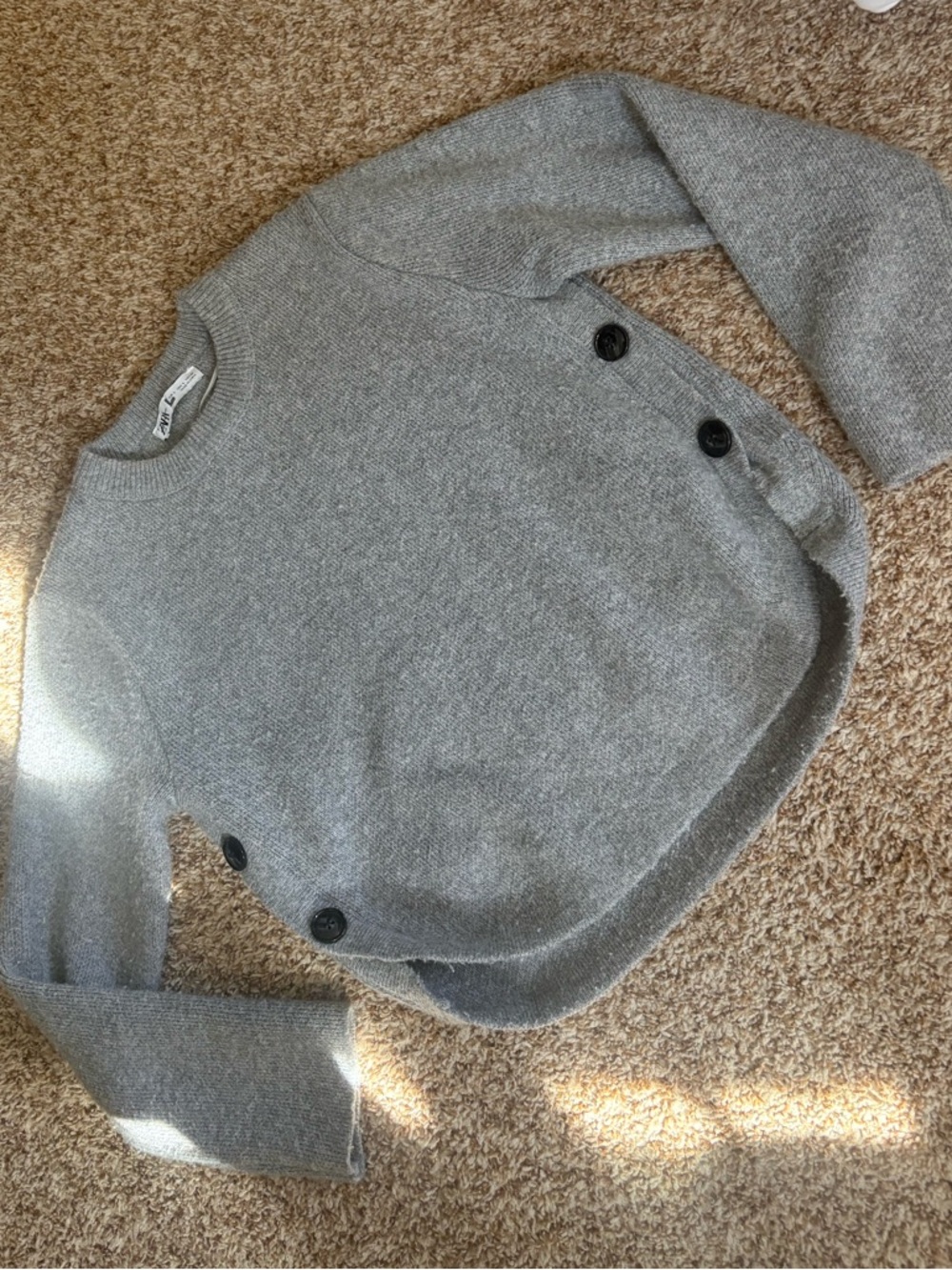 Zara Women's Button-Hem Sweater